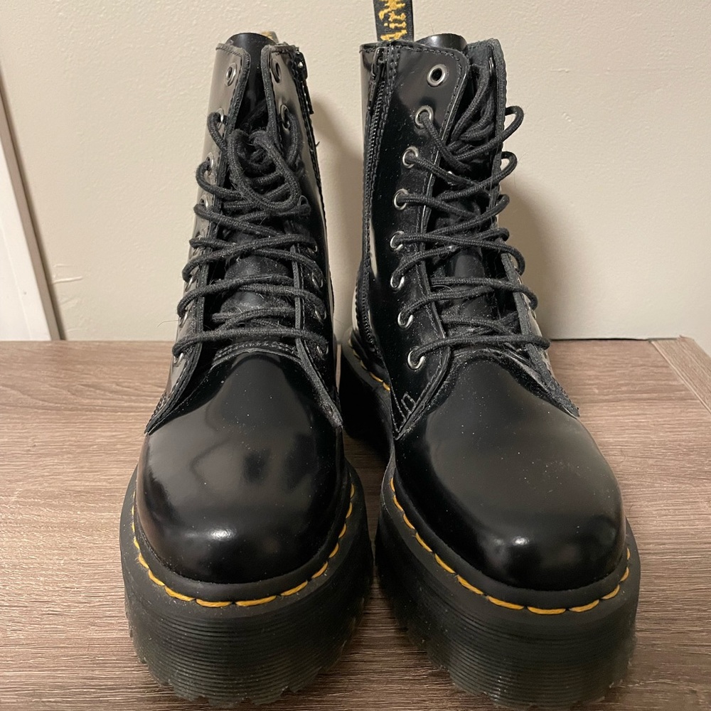 Dr Martens Jadon platforms
